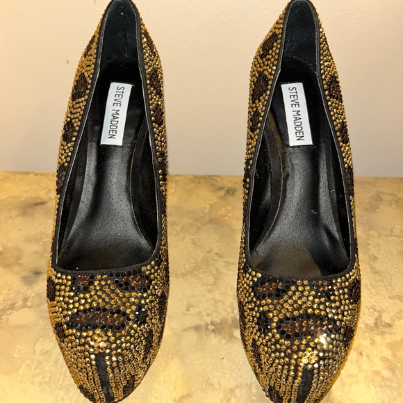 SOLD!!! Steve Madden Leopard Bling Platform Heel (US 8.5) - Picture 3 of 9